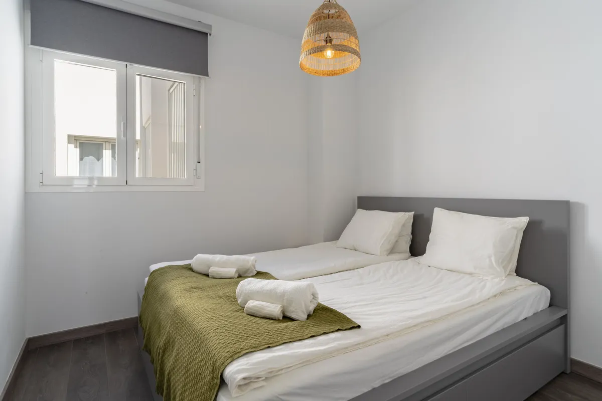 a414a1b7-18e2-45f4-8f56-7314c8657fcd