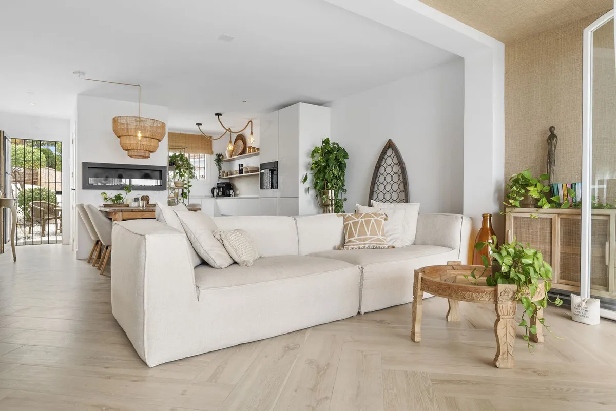 09d55a61-09a2-4b08-a26a-e6b87850fa28