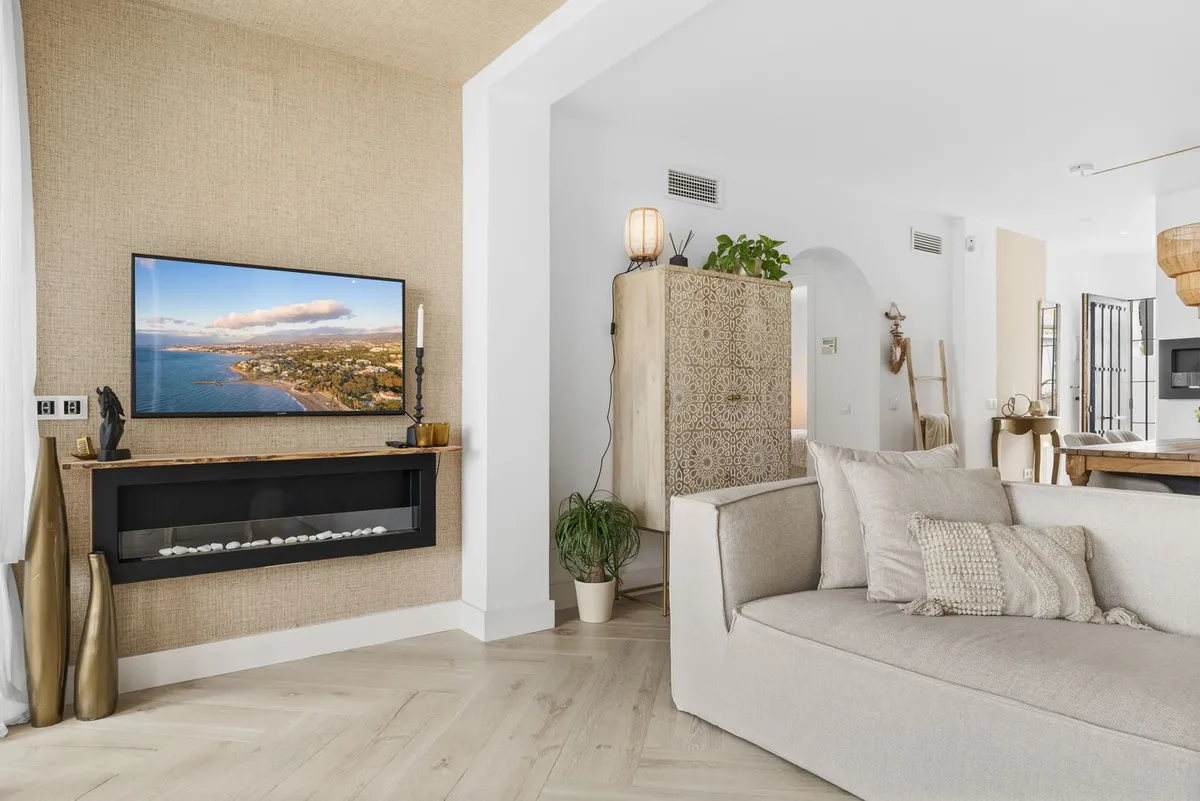 4979f98b-e5c5-4f39-890c-d45d8be6b1b3