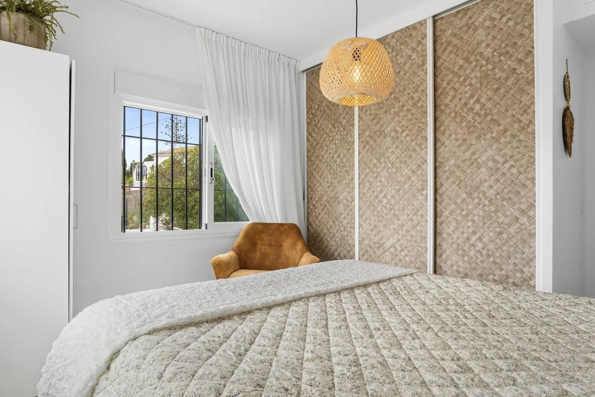 a52c4390-f6e9-420e-a5f5-28770831bff6