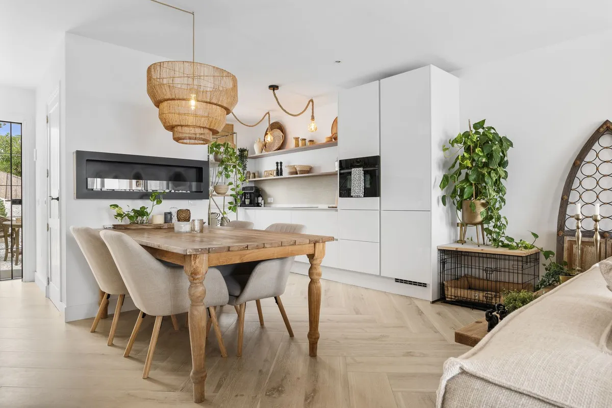 bbc80164-8cc4-4bf8-b79c-7209196f97a2