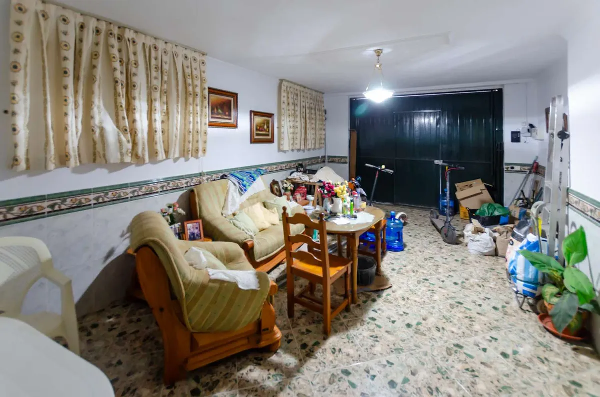 f0f311d3-53dd-4150-abcc-e44f76edd104