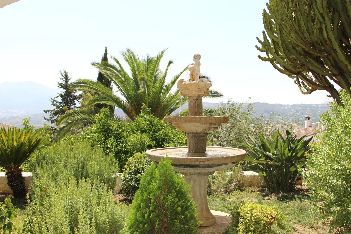 9269d8dd-fec2-4f09-9844-29a622e2cfbb