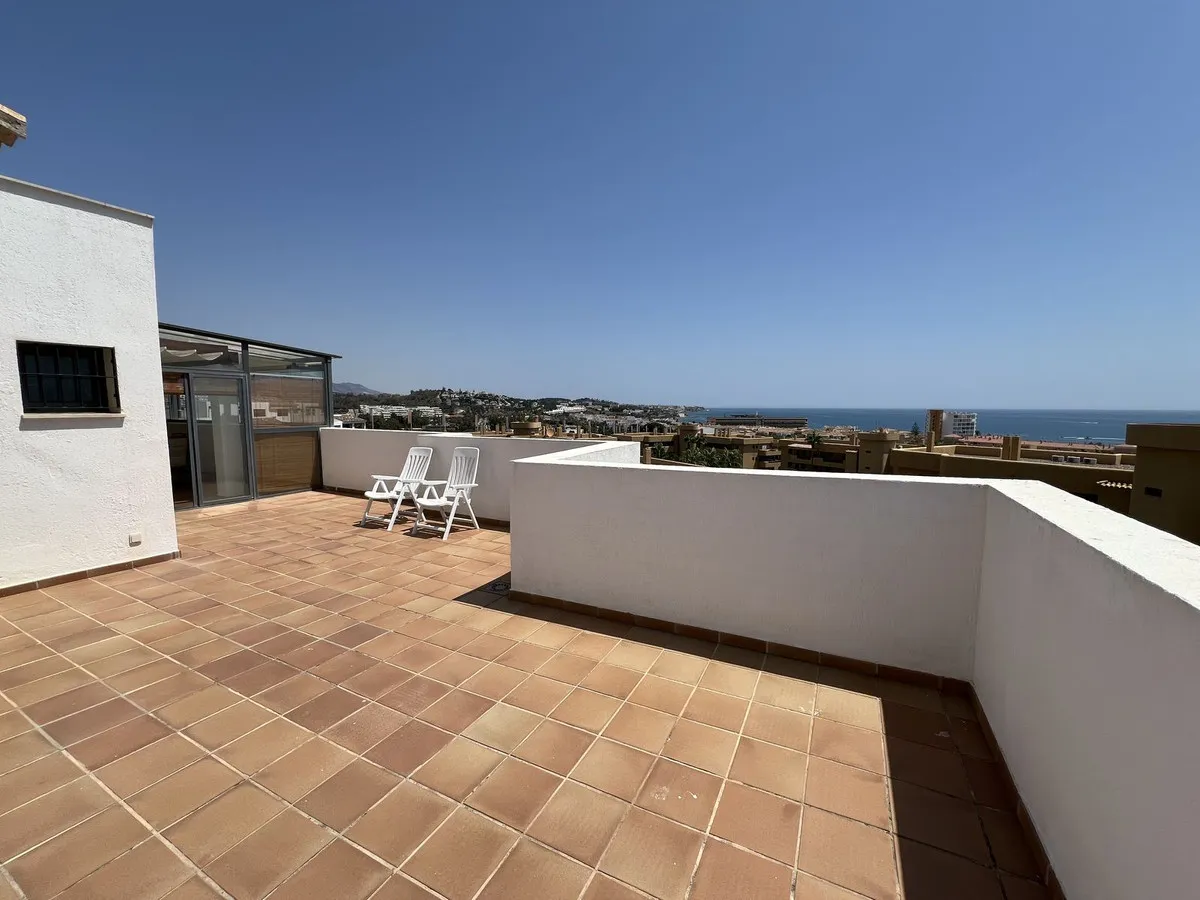 4baa4d14-d061-4779-975e-c559c04b81f5