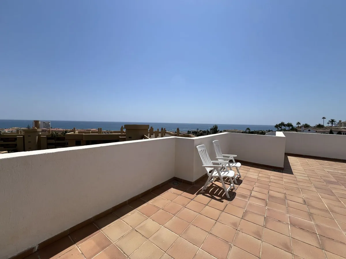 5c0c9ec0-a5f1-4dc1-b47e-83b14576883d