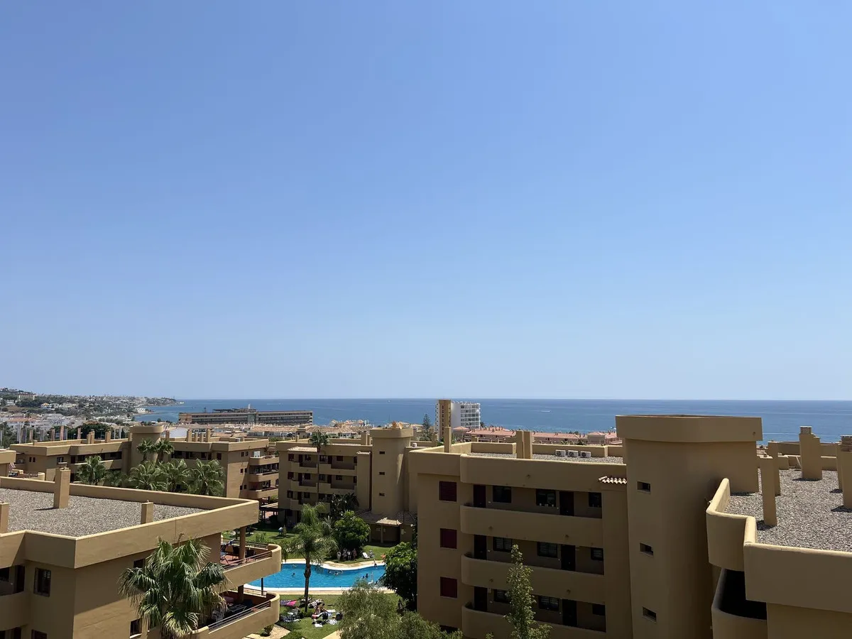 7c53c077-dad4-4fa6-a819-703886b8151e