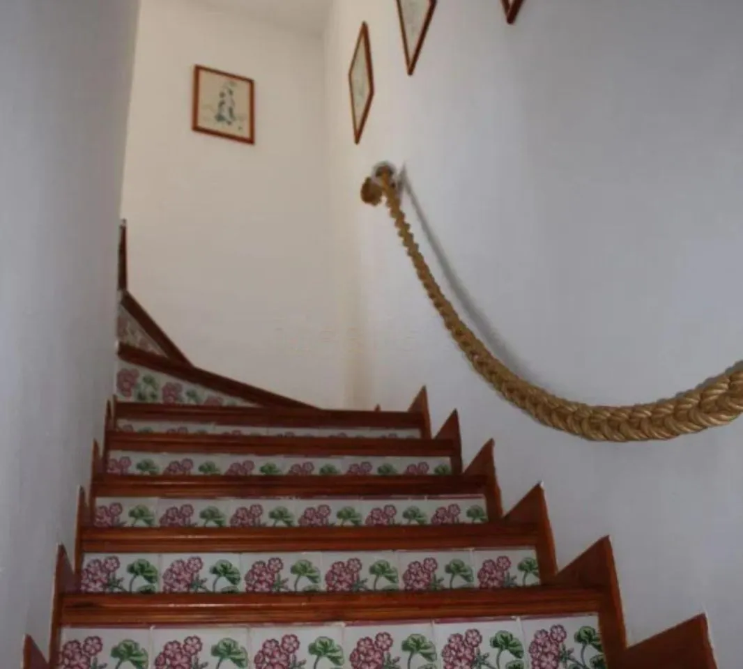 f6a3fe32-30bc-4563-a4a4-c1d883c90c21