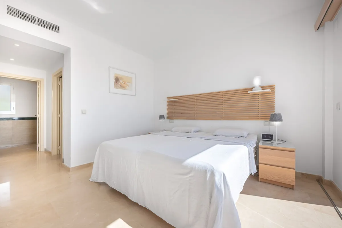 8444105c-120a-4313-ad29-1a460c40cf15