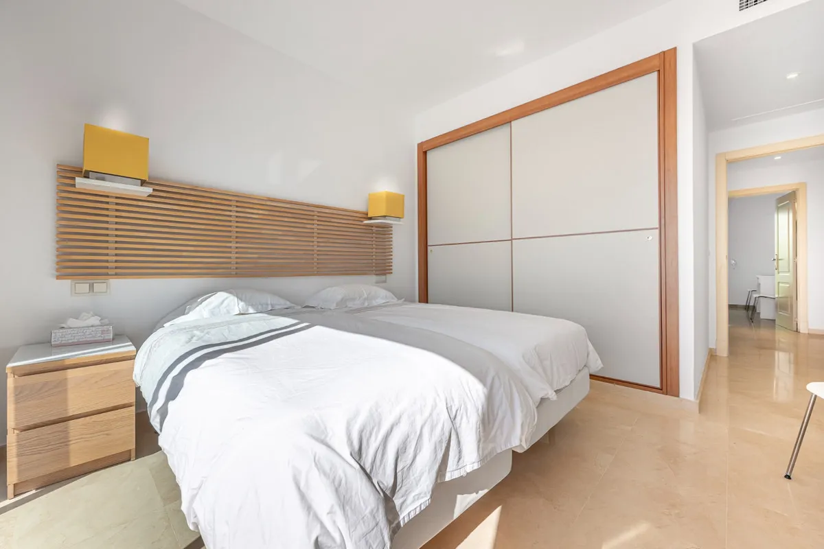 8b696162-dcea-4c67-9669-49a5bd58fc52