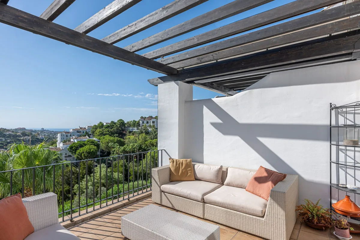 8c4eed7c-2785-454a-8ca5-1f4608d97596