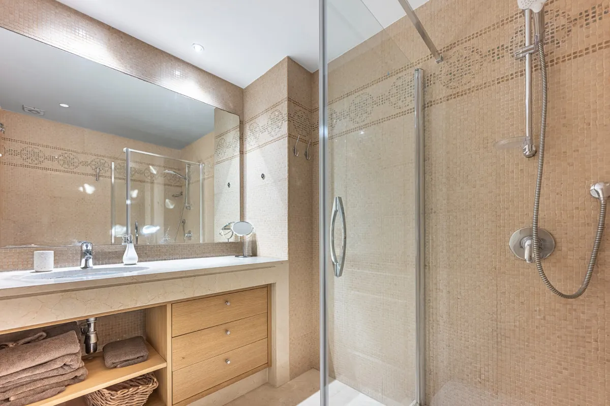 95a64b12-1f45-45a5-add0-d88bc3b670fb