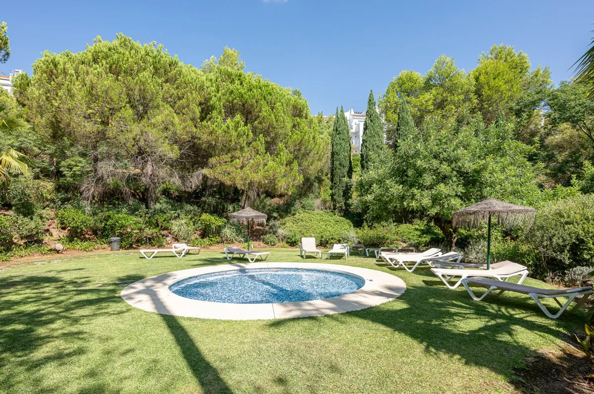 b2bb182c-9527-433b-8cbc-5f345665c44d