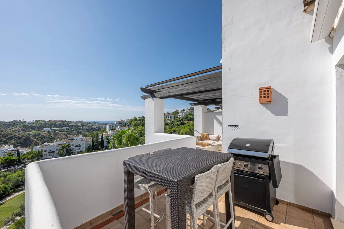 cf787ff8-15ac-40f1-b23d-c06f9e89af64