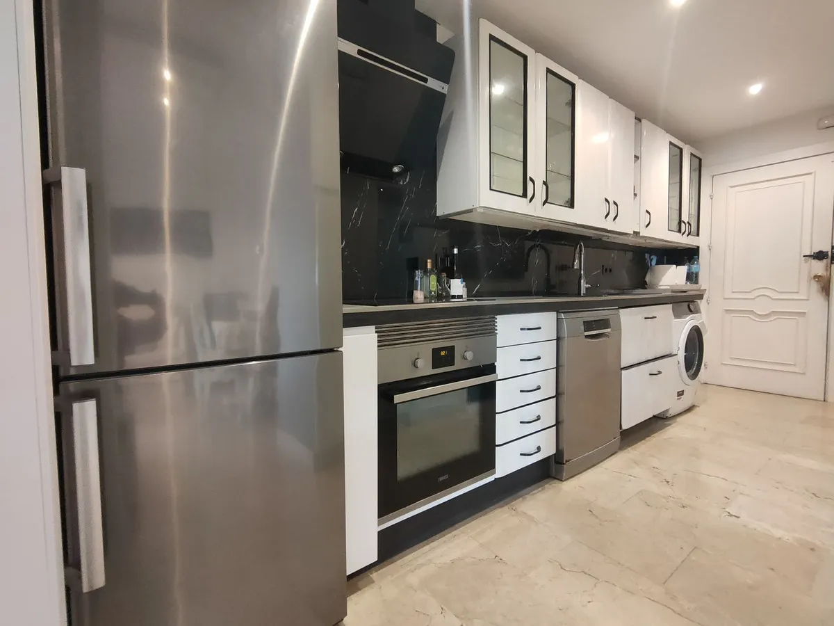 9d9847df-01af-4907-8898-2124284e3092