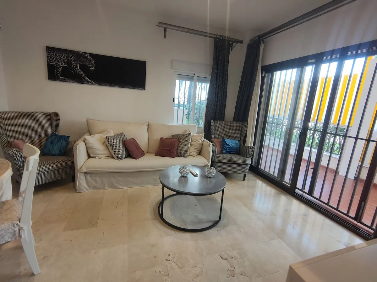 e8807c18-e217-4073-b75e-b9806aa00640