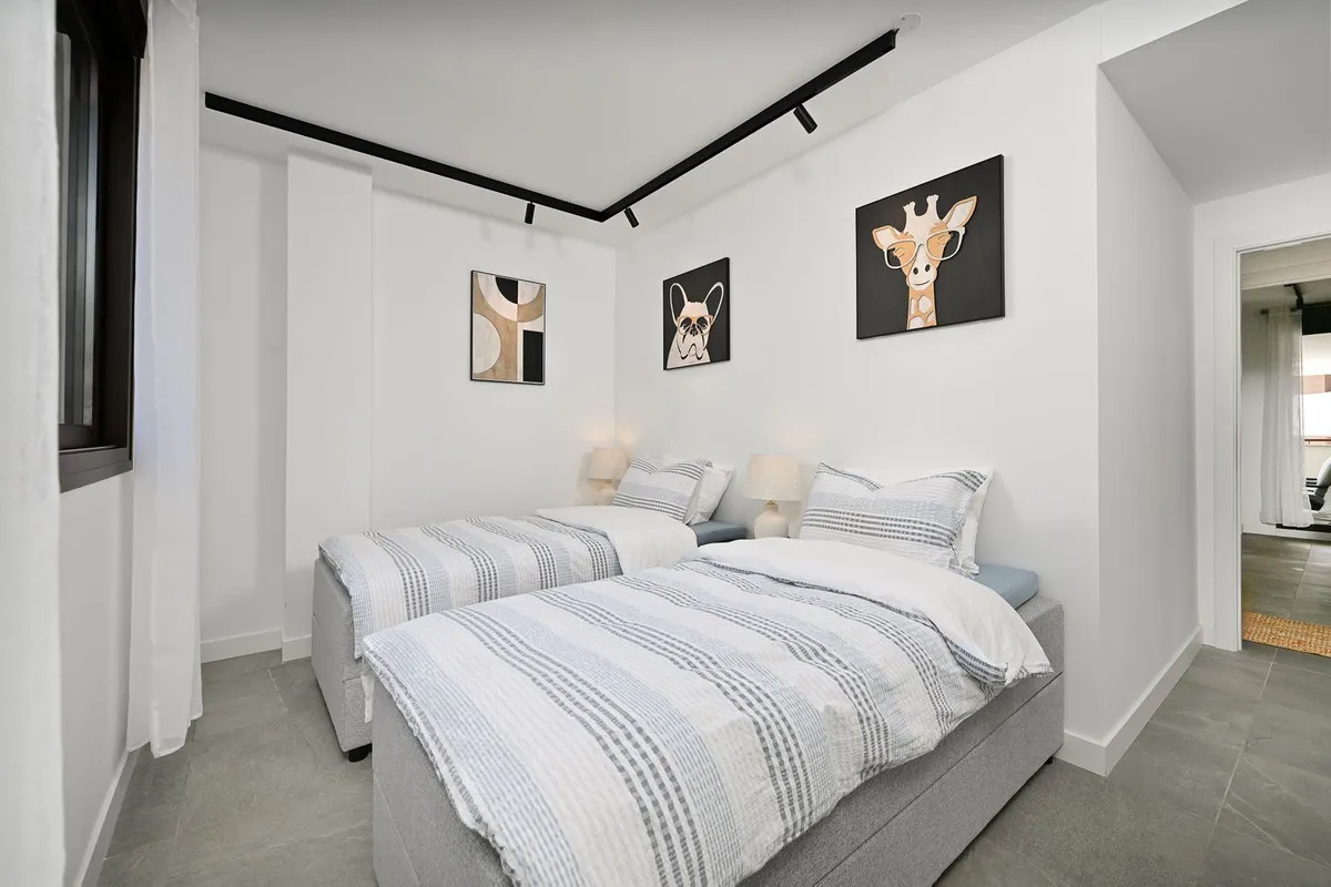 3f809f22-5527-44b2-85d0-bc70ee1e99f5