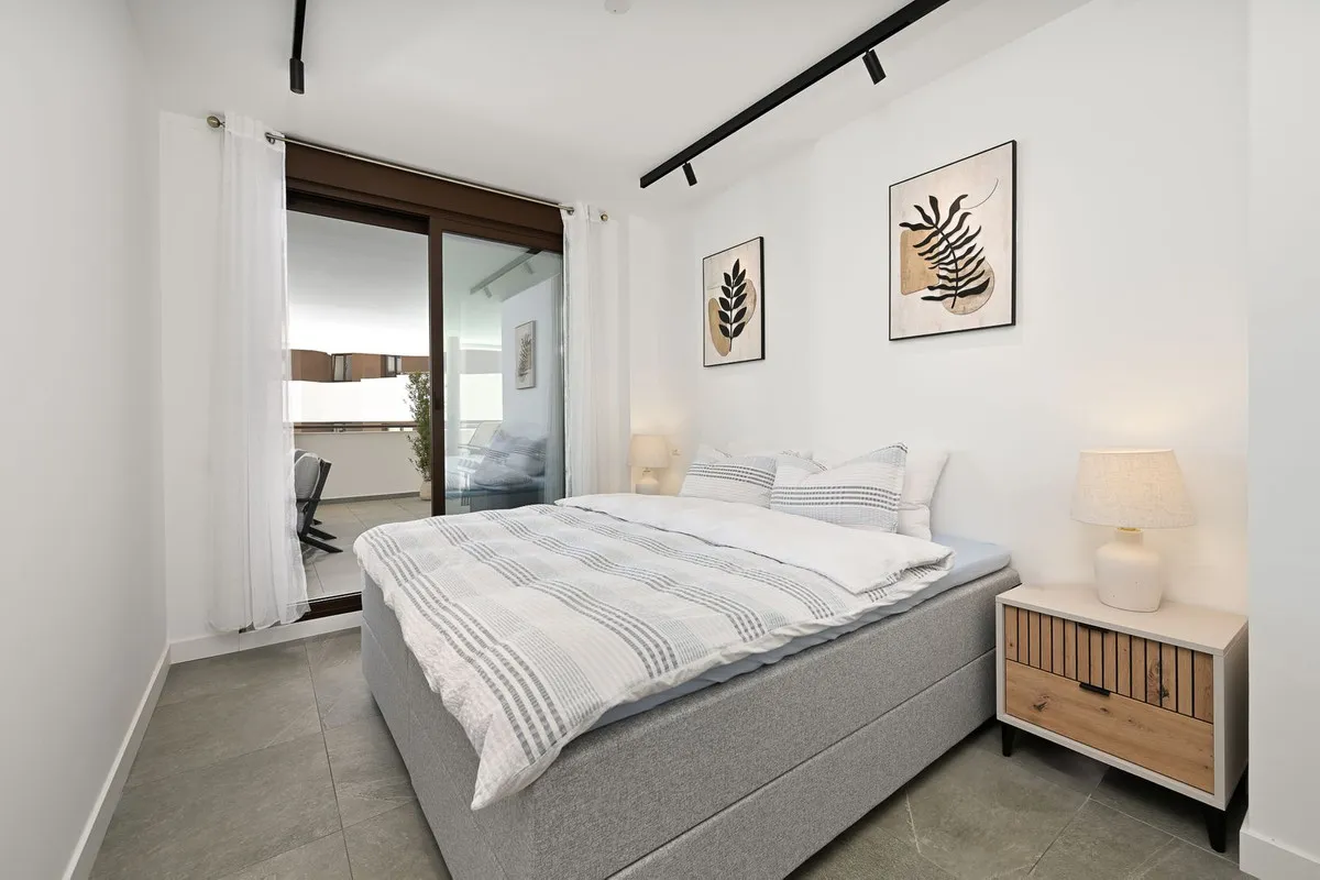 e72922c1-fdc2-4cda-b8bb-2dead129babc