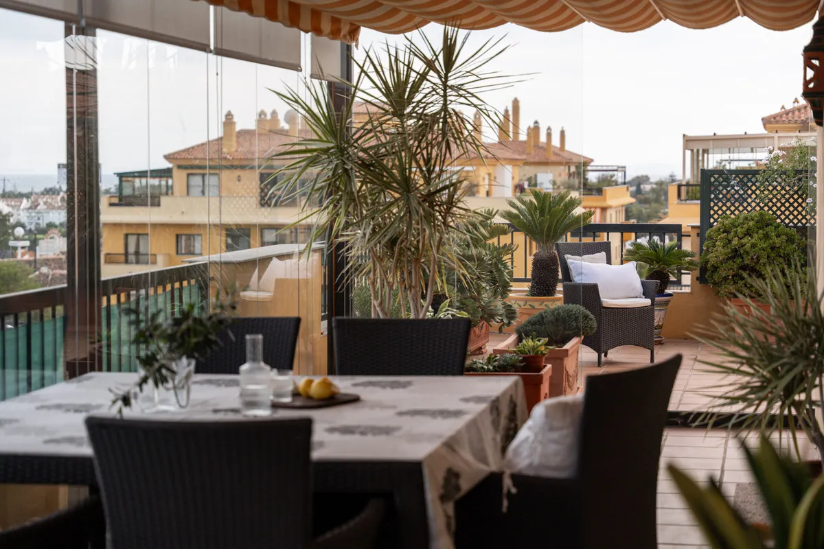 8240a738-435f-4eb1-a76c-3066a602adcb