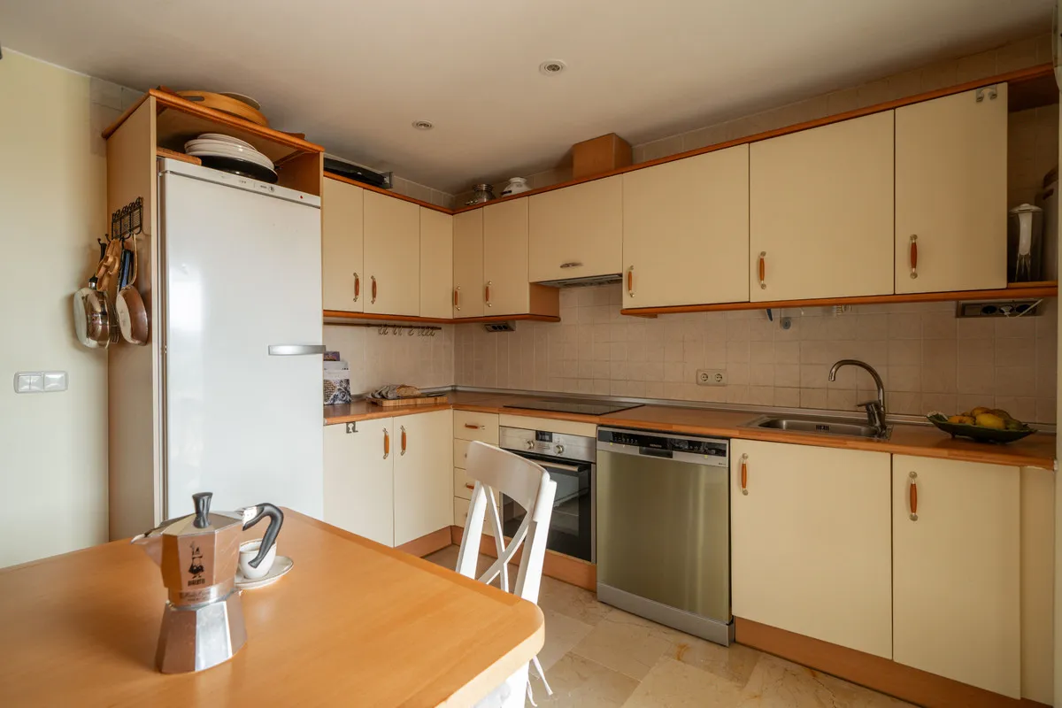 9c3c53ac-419e-45d0-b6ae-036002660c51