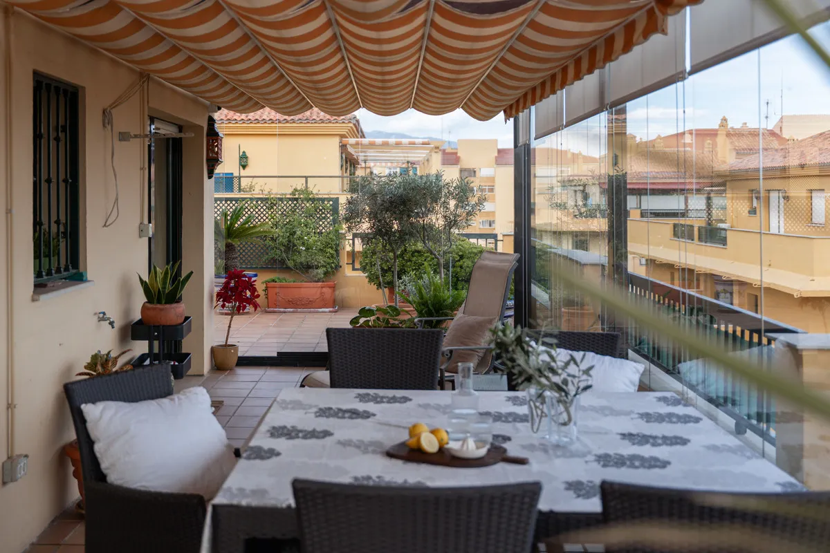 d5dd34e8-19a2-46c3-8da5-65d71c61edf6