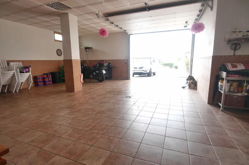 22e52b02-1fe7-4436-9b5d-f8c56ca17ecb