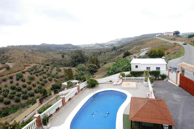 b4119bb0-8a9a-403c-b1ac-982f8df0e368