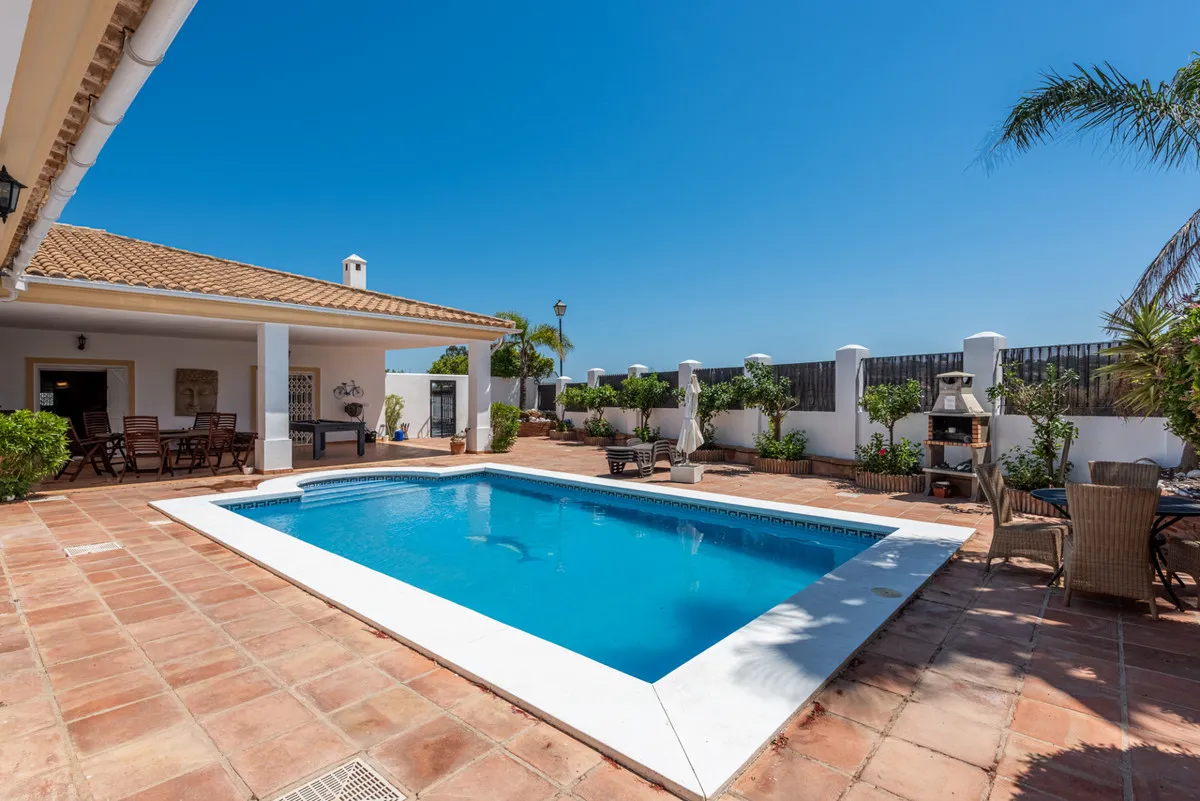 5802a09f-37e0-45e3-aabf-66f660cd9bdb