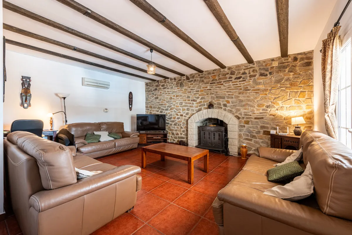 91d54e21-490b-4a76-8457-835d759aecee