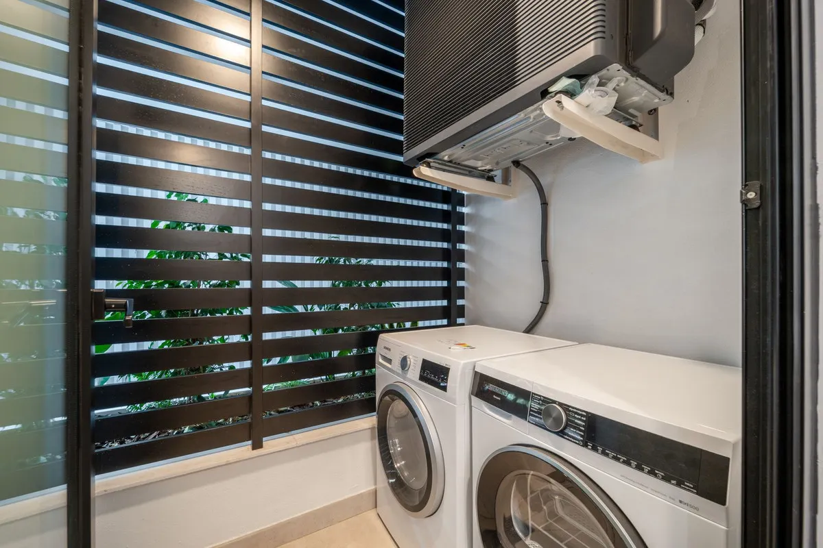 5d9d6ea6-88bf-41e2-acdd-3976e61ea457