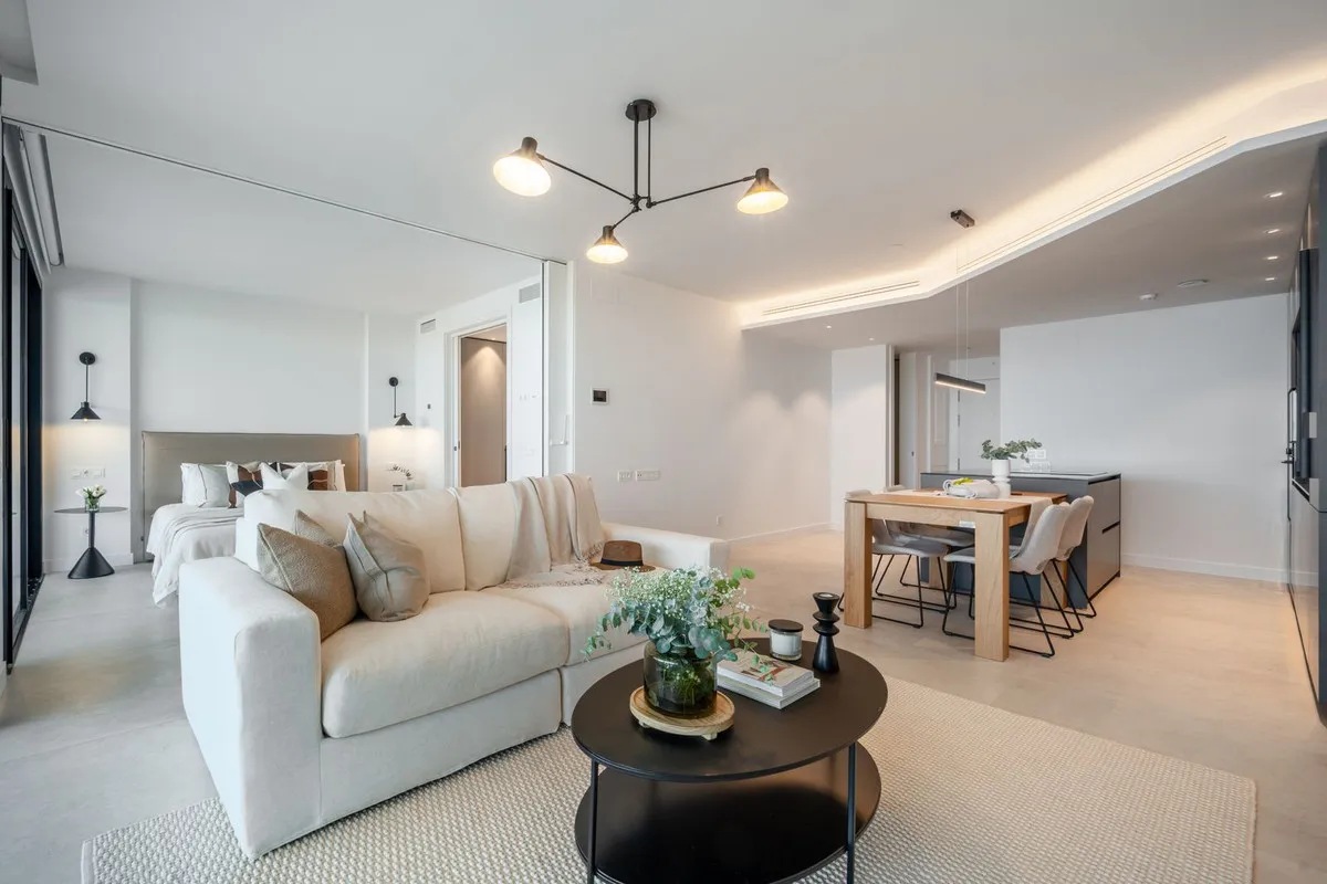 81ee73dd-f85c-4626-b5a5-2e82bd15929c