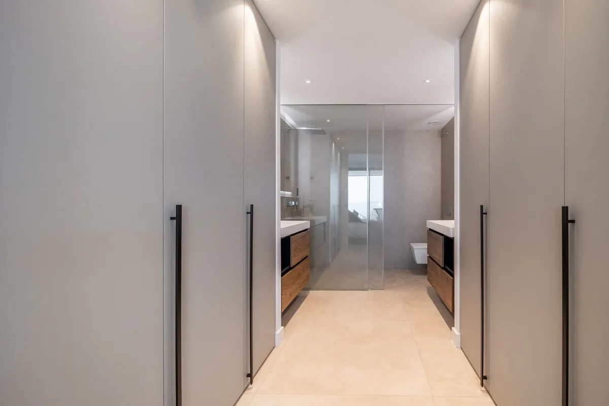 d2442be1-2bd1-4824-aa75-5cc857430fac