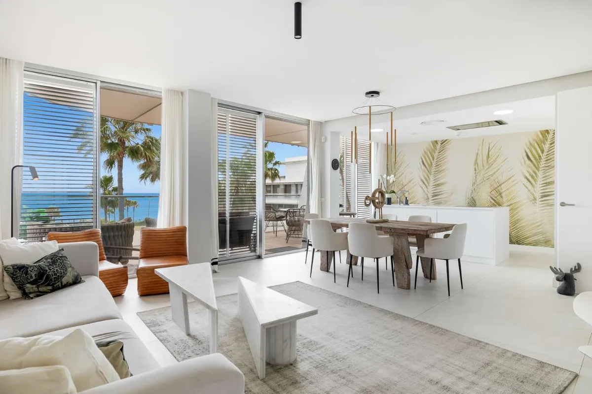 bf2afbe1-7a05-4fc0-a31d-7ed8871e9732