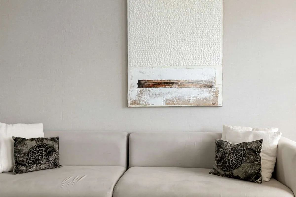 e01dc65d-fbf3-4de8-96a7-baf29db275b6