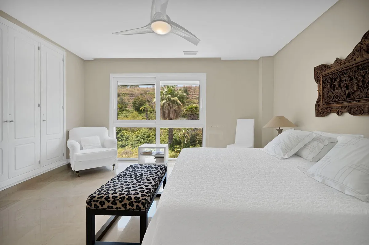 44eb9d6e-c8ec-4cd9-bd09-52c8747919c2