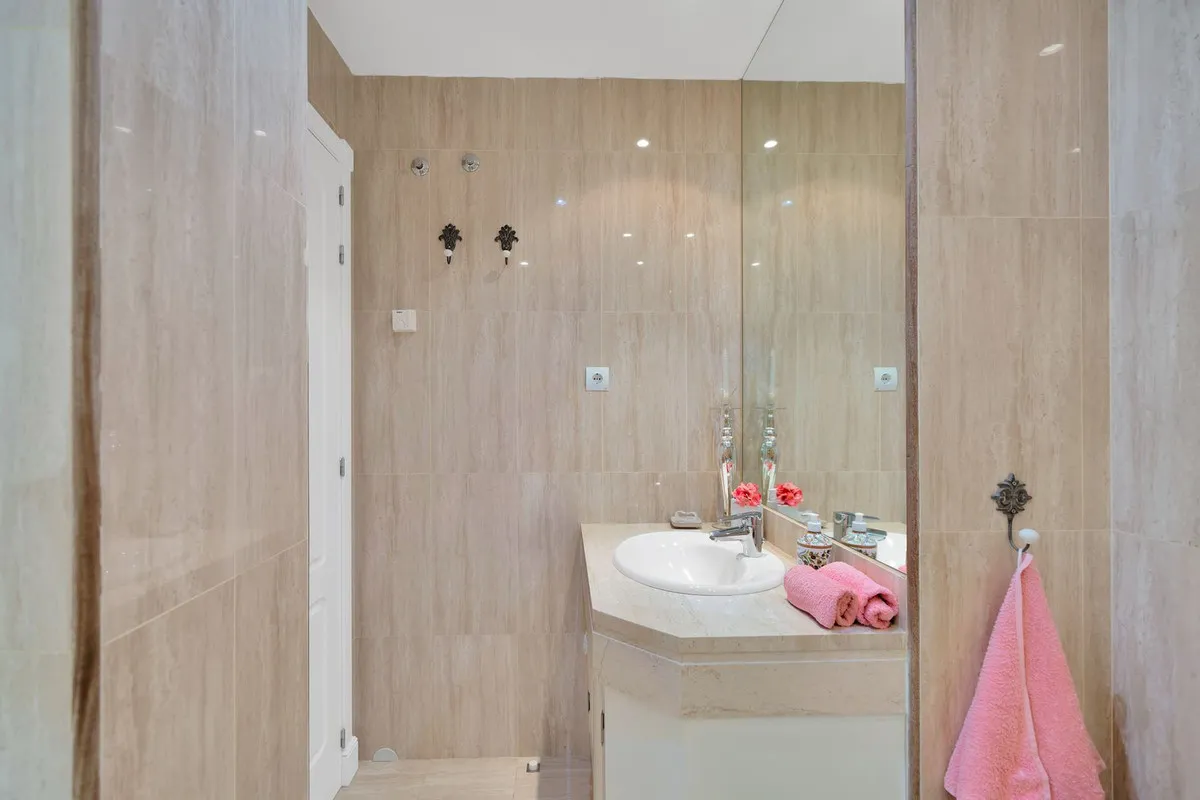 a78323bd-f861-4d0a-b46f-ef9a7d06c68d