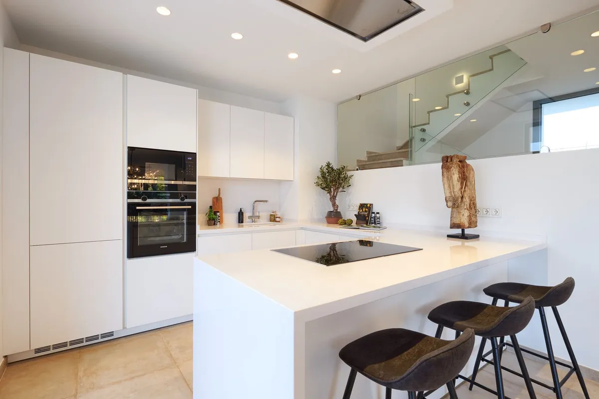 1e2a8b55-fadb-4759-8b9d-5d9a87ba60b2