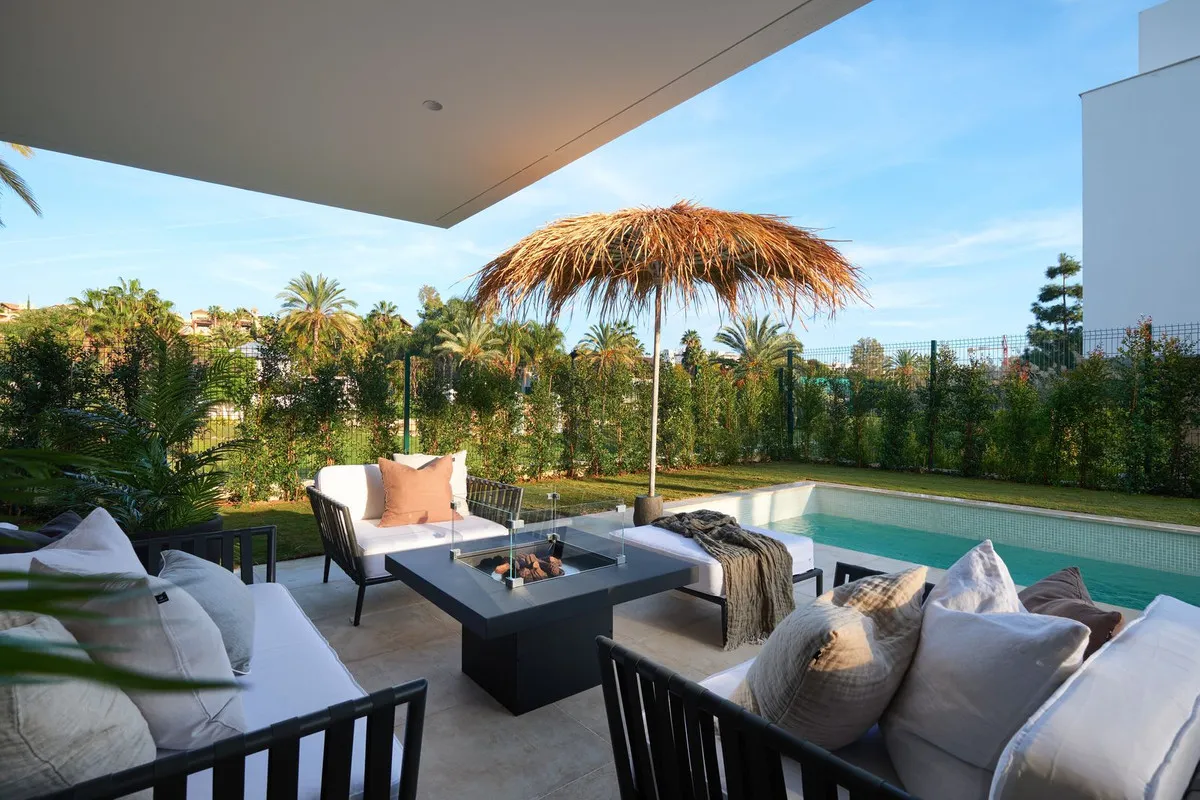 77141a95-c568-4d0a-b8f0-2388385515c7