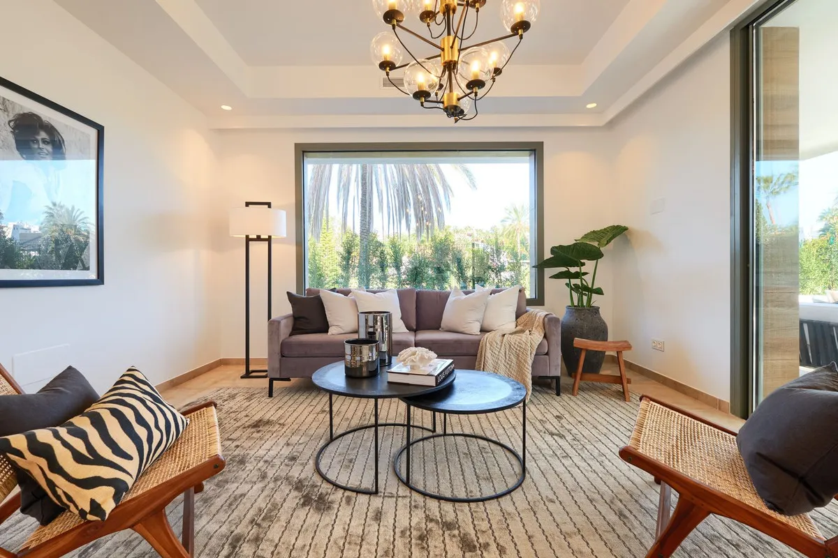 875e8a20-eff6-4a3c-bb96-a85ddaddef47