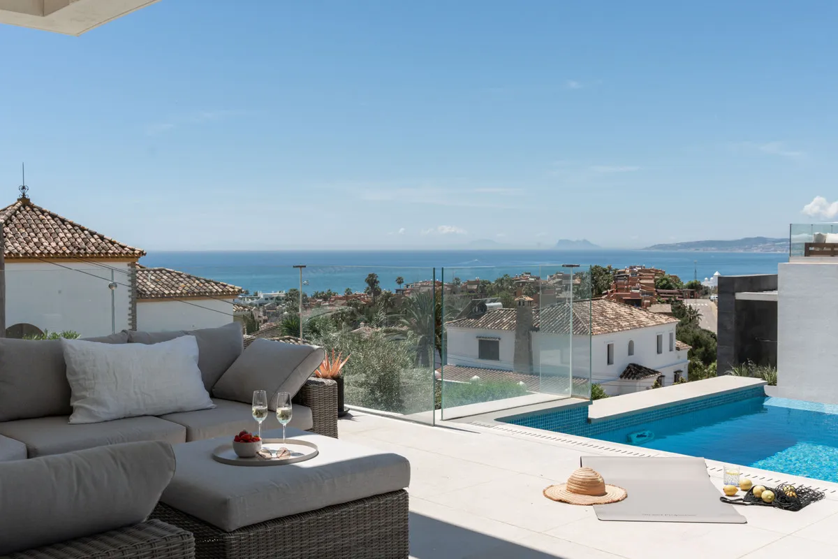 14e2b671-acb7-44b8-a24a-cbb2772b166d