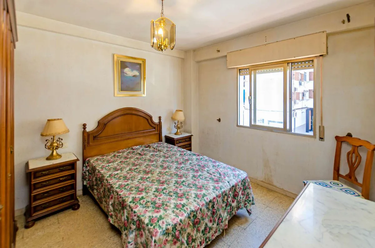 31ec8799-c4ac-4290-8d59-50316a7401ef