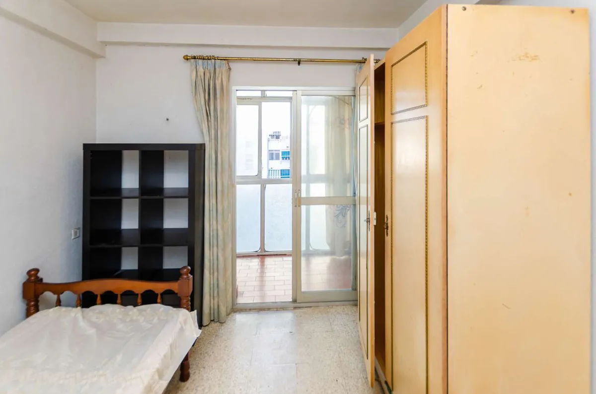 b684b1dd-2f4c-49c3-a235-81dd915c4788