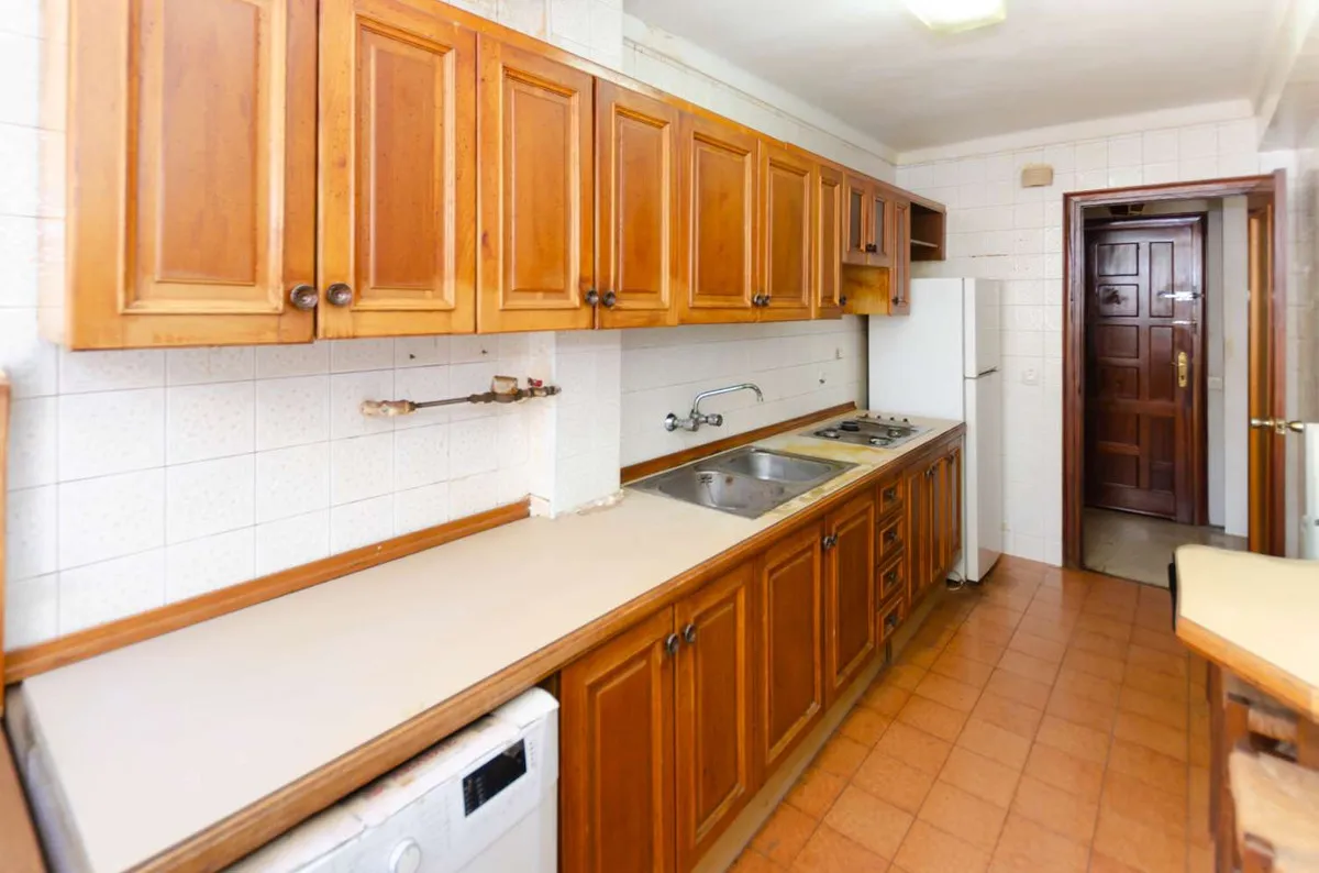 c4c9e54e-af8b-46de-bb97-12e83c6397a9