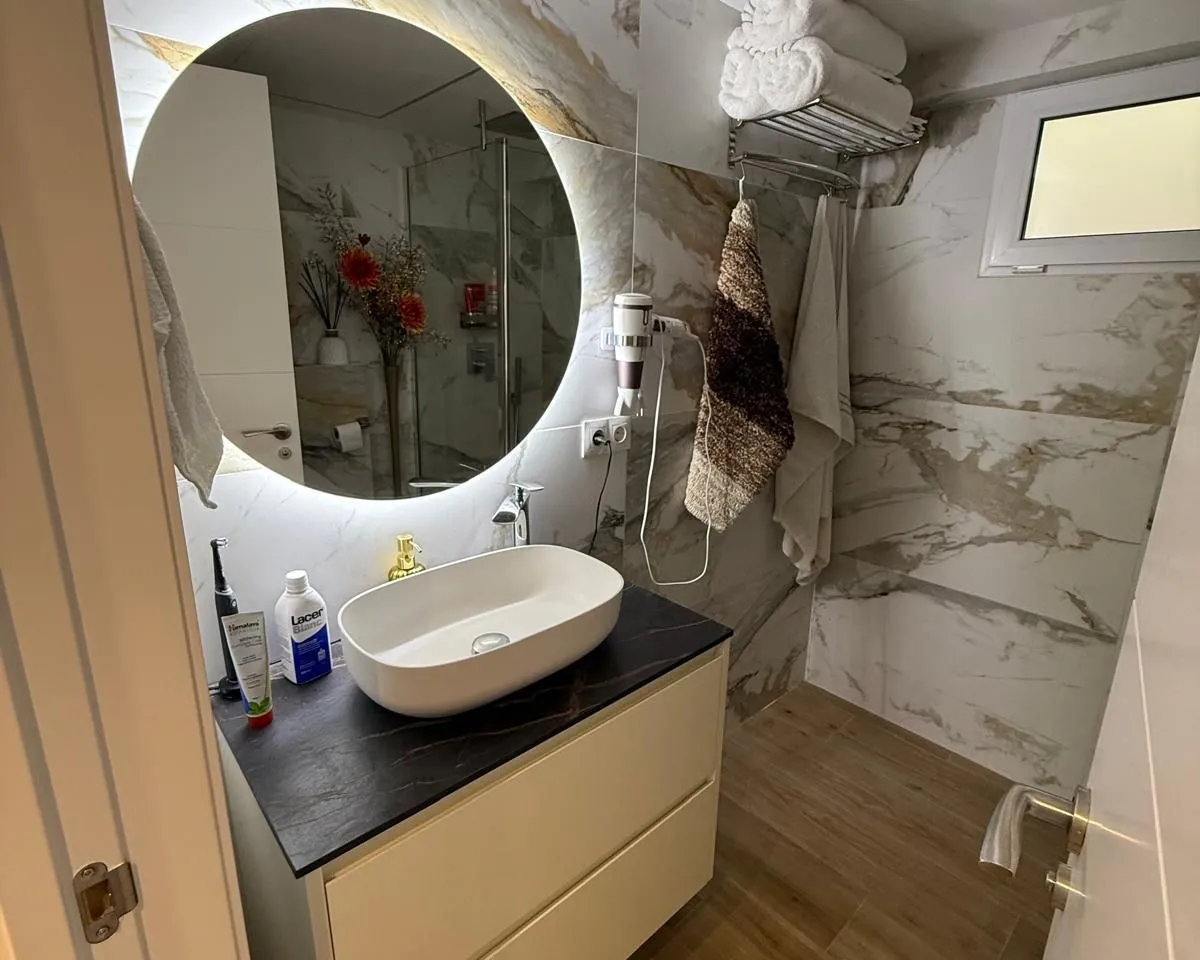 25c89a7a-e8dc-474a-960f-403774173ef2