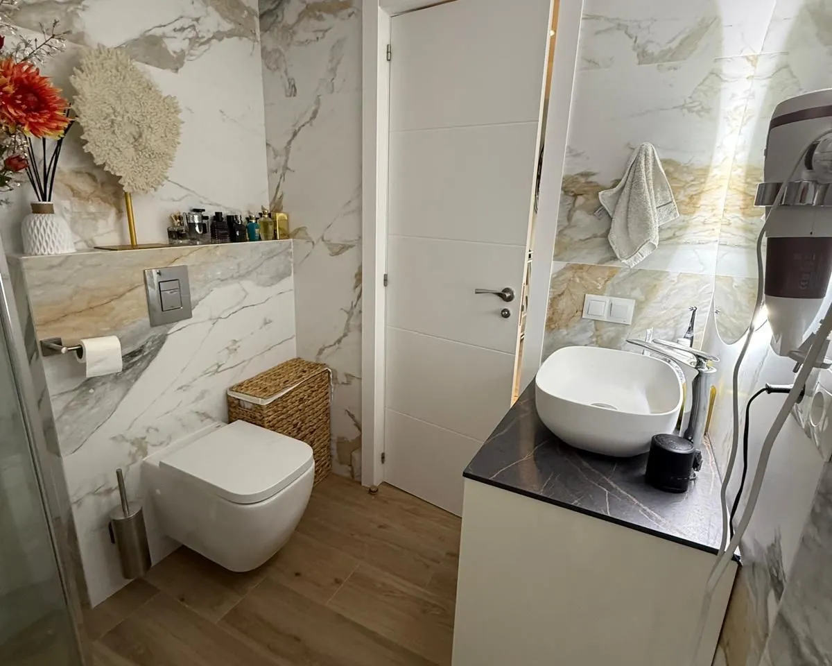 75321933-7bbe-4935-8b87-8a2e578cd8b0