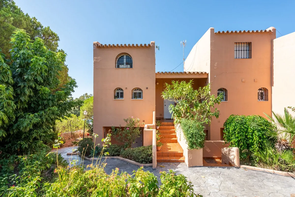 24b8f111-4218-4d1a-870a-b91820270b48