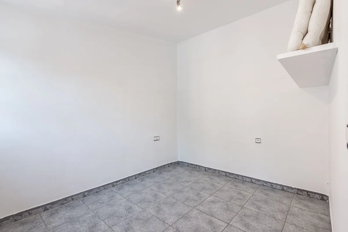 3297aaba-d6b8-48b1-853a-deb7ce9104b1