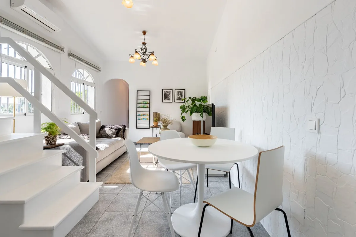 cf36225a-3966-4038-8fef-9ebe746f2281