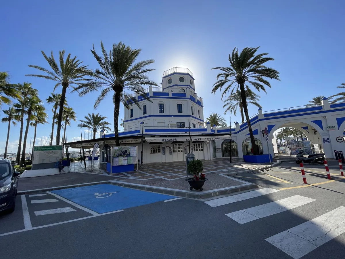 b9b785a7-2d5c-484b-815e-27c7987763f2