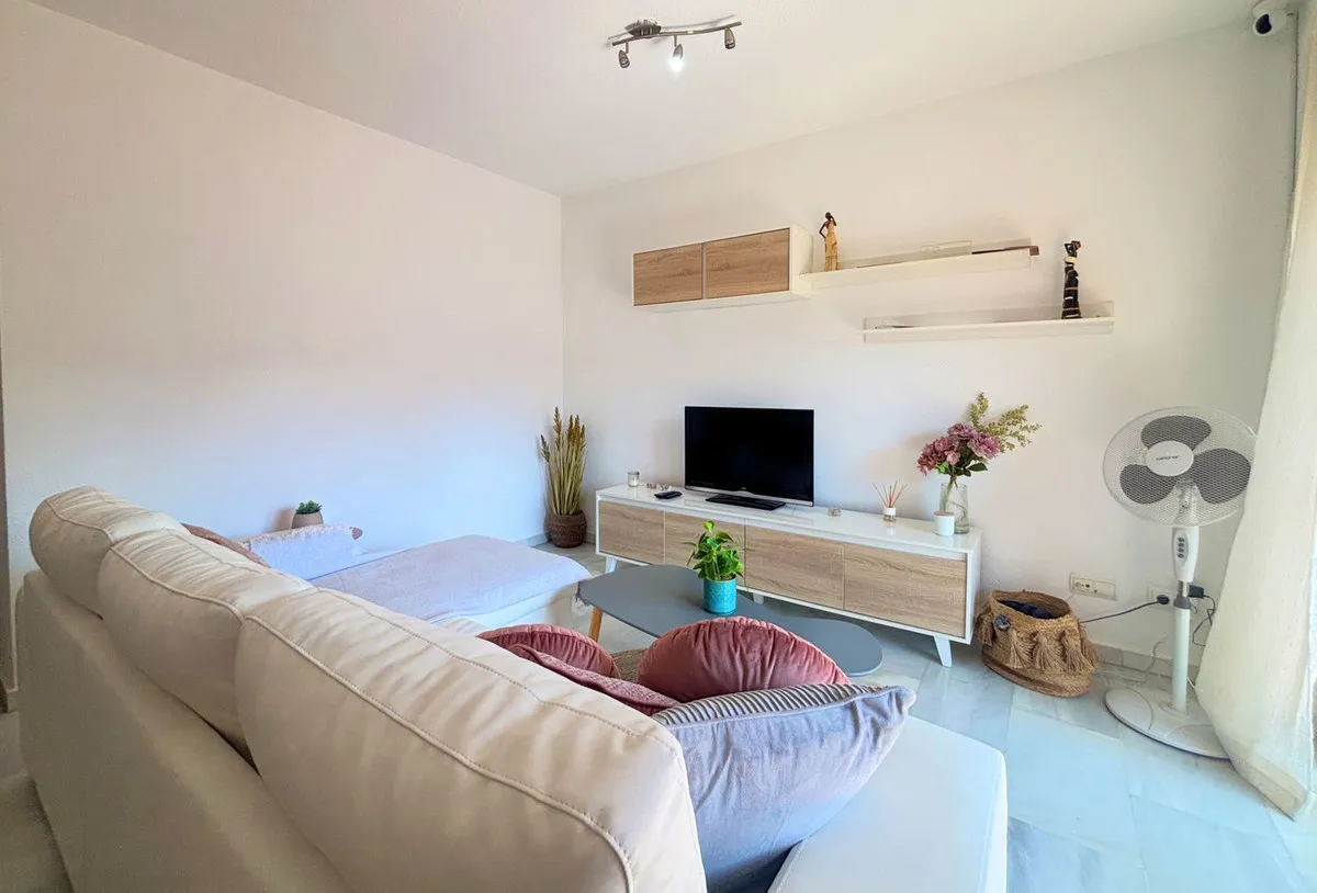 eba3cb8b-0f83-4ea8-997e-2a80ac27b485