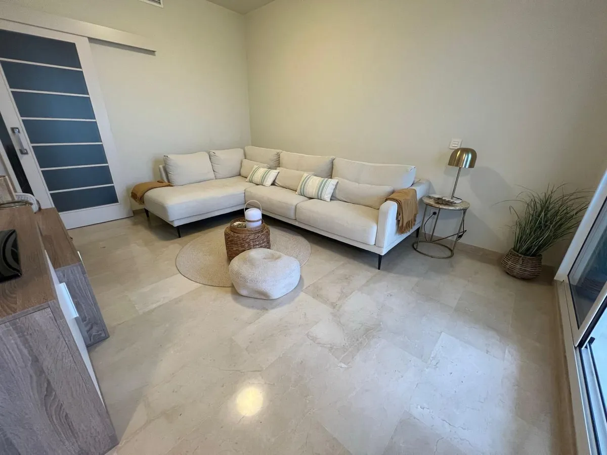 87927d70-f61e-4643-90a3-a51b8757473d